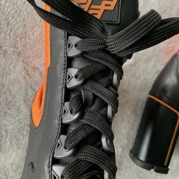 PRADA NEOPRENE NEON DETAIL LACE UP BOOT BLACK - Picture 9 of 9